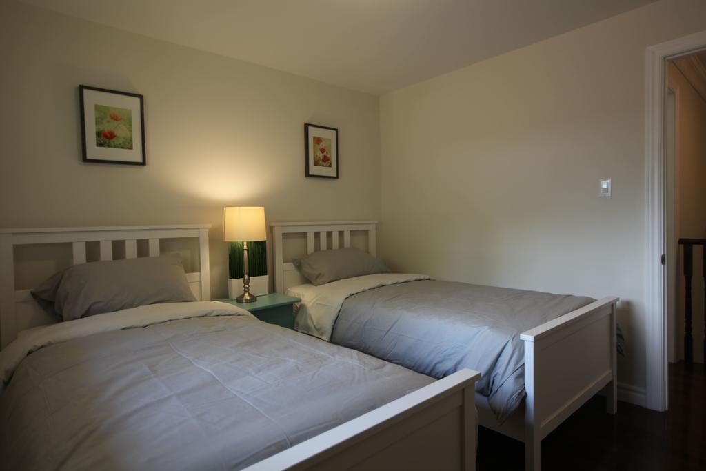 多伦多邓肯公园民宿 Toronto Duncan Park Guesthouse Exterior photo